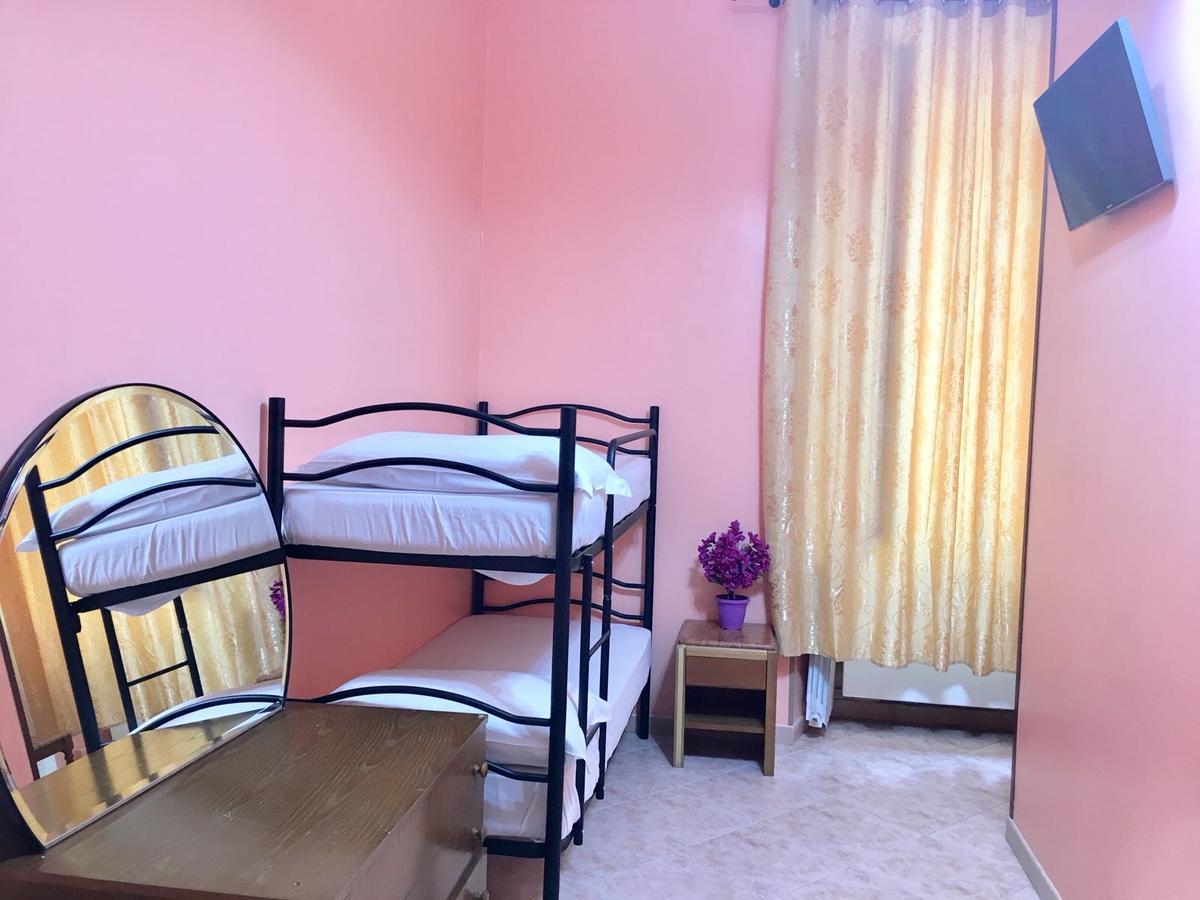 Roma Guest House Buitenkant foto